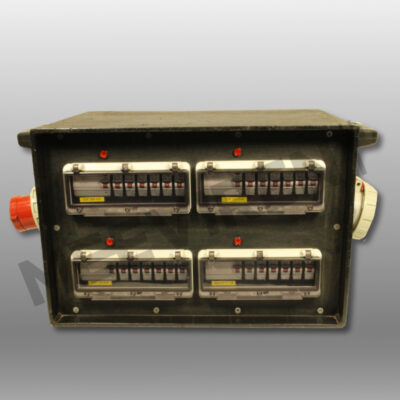 Verteiler CEE 125A auf 1x CEE 125A, 6x CEE 32A, 6x Schuko, 1x PE-Dinse