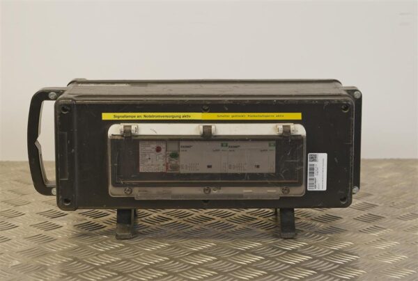 Verteiler 2x CEE  32A auf 1x CEE 32A, Notumschalter – Bild 4