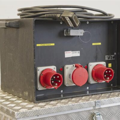Verteiler 2x CEE  63A auf 1x CEE 63A Aggregat Umschalter mit Steuerung und Steuerkabel