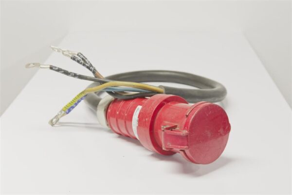 Kabeladapter CEE  63A (fm) auf Ringöse