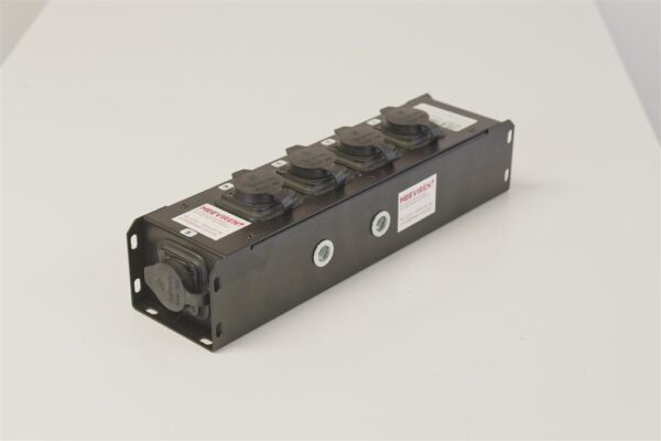 PowerCon True1 Stromverteiler Pro Port 4 TT – Bild 5