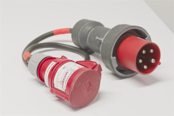 Kabeladapter CEE  63A (m) auf CEE 32A (fm)