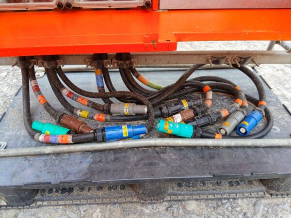 Verteiler (Stahlgehäuse) 400A, Powerlock 400A auf 1x Klemmstelle M10, 2x CEE 125A, 2x CEE 63A, 6x CEE 32A, 12x Schuko – Bild 4