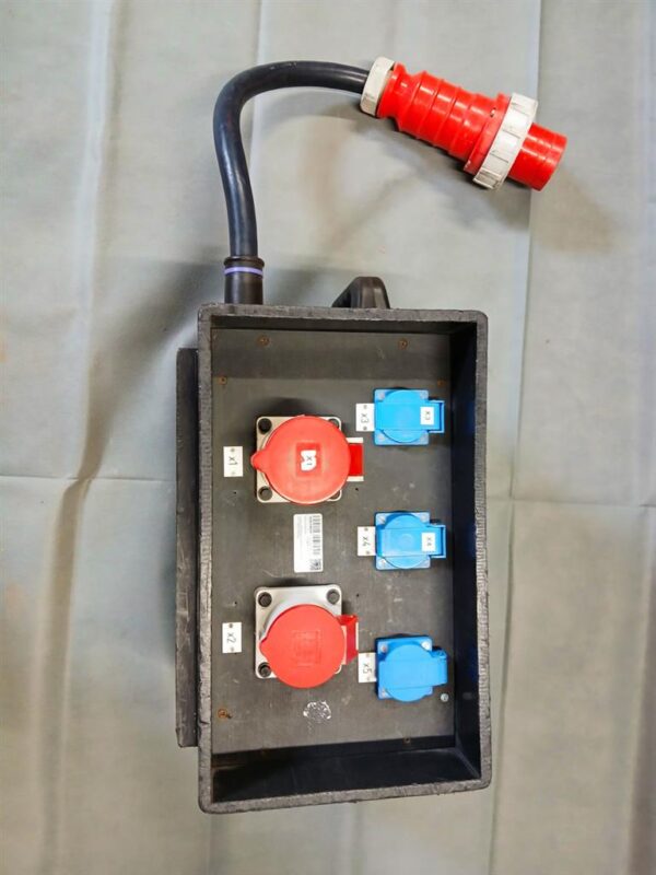 Verteiler CEE 63A auf 1x CEE 32A, 1x CEE 16A, 3x Schuko Sammel RCD