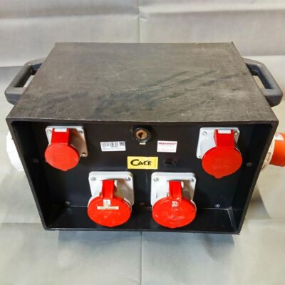 Verteiler CEE 125A auf 1x CEE 125A, 1x CEE 63A, 1x CEE 63A, 1x CEE 32A, 1x CEE 16A, 1x PE-Dinse