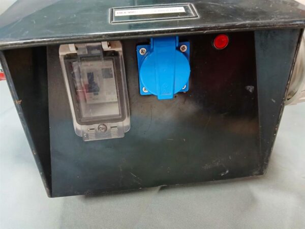 Verteiler CEE 125A auf 2x CEE 125A, 1x Schuko – Bild 4