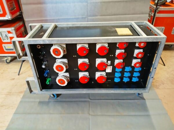Verteiler Powerlock 400A auf 3x CEE 125A, 6x CEE 63A, 3x CEE 32A, 3x CEE 16A, 3x Schuko, 6x Schuko, 1x PE-Dinse – Bild 5