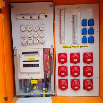 Verteiler (Stahlgehäuse) 160A, Powerlock 315A auf 9x CEE 32A, 6x Schuko, 1x PE-Dinse