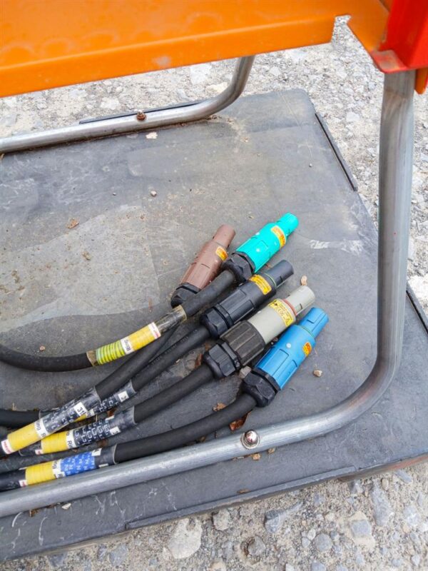 Verteiler (Stahlgehäuse) 160A, Powerlock 315A auf 9x CEE 32A, 6x Schuko, 1x PE-Dinse – Bild 4