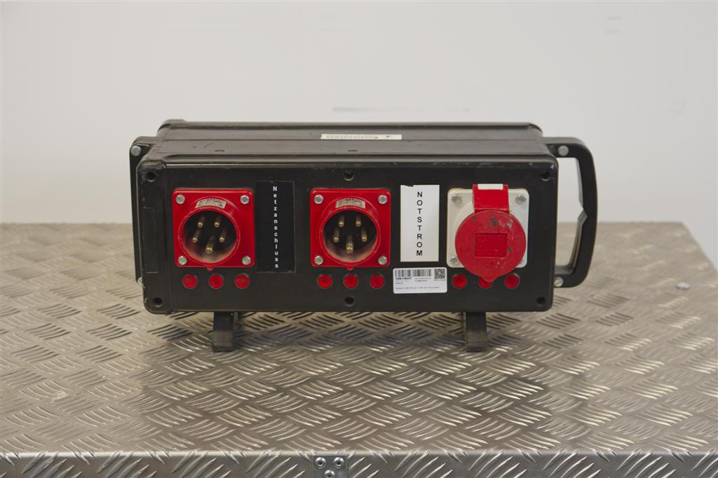 Verteiler 2x CEE 16A auf 1x CEE 16A, Notumschalter