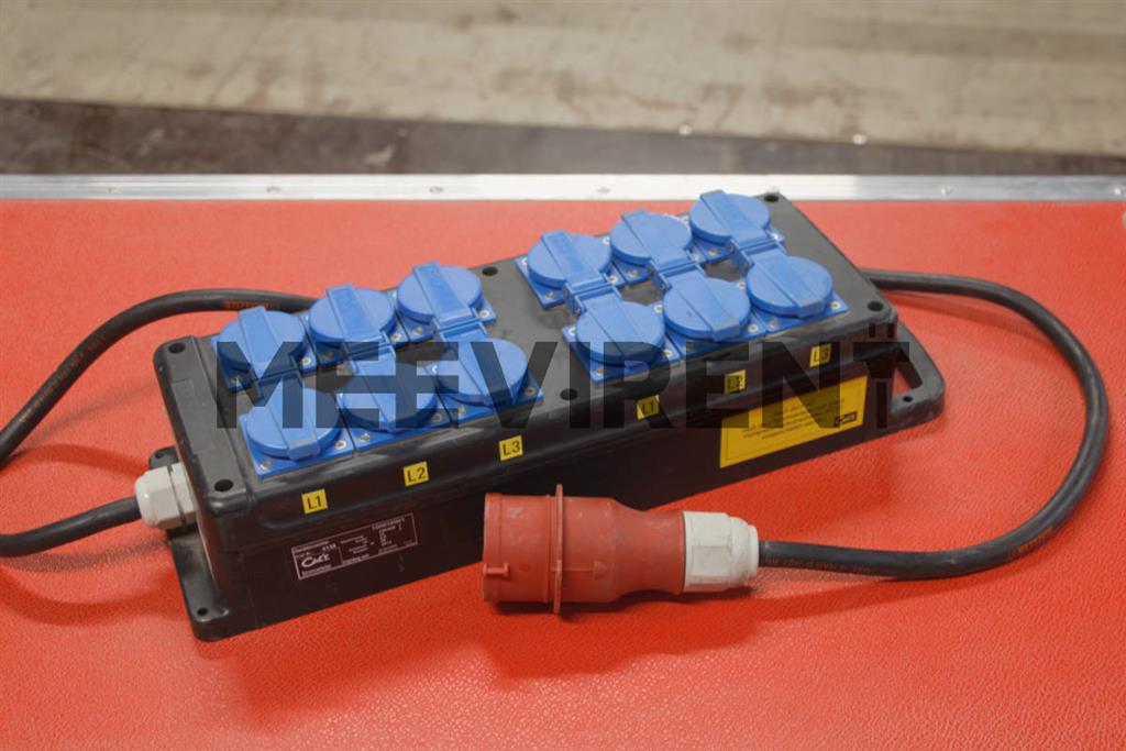 Verteiler CEE 16A auf 12x Schuko – Bild 4