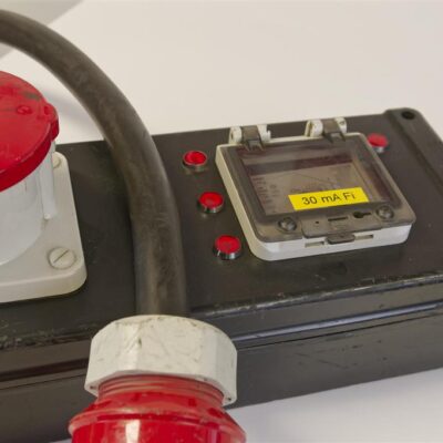 Verteiler CEE 63A auf 1x CEE 63A, mit 30mA RCD