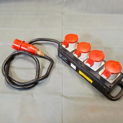 Verteiler CEE 32A auf 4x CEE 32A