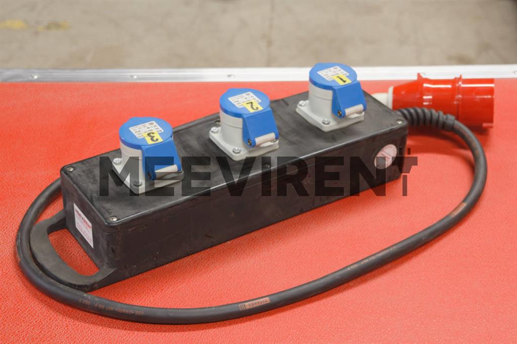 Verteiler CEE 16A auf 3x CEE 16A 3-pol